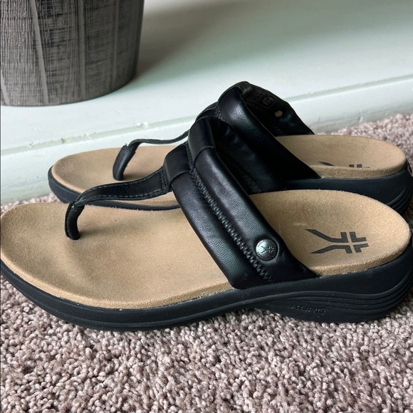 Kuru Coda Suvi Orthopedic Comfort Sandal Black Leather Size 9 - Picture 1 of 3